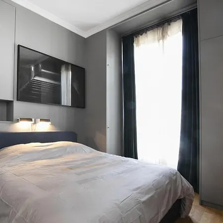 Paris Eiffel Tower 3* Gauchin-Verloingt